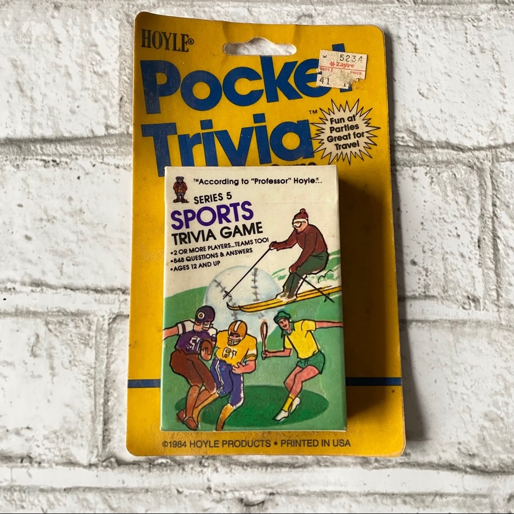 NWT Vintage 1984 Hoyle Sports Pocket Trivia